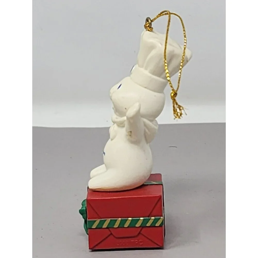 Pillsbury Doughboy Ornament 2001 Christmas Tree Decor With Gift Box Belvidere IL
